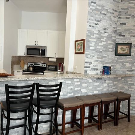 2Br Downtown High Ceiling Free Parking And Wifi Apartment Хонолулу Екстериор снимка