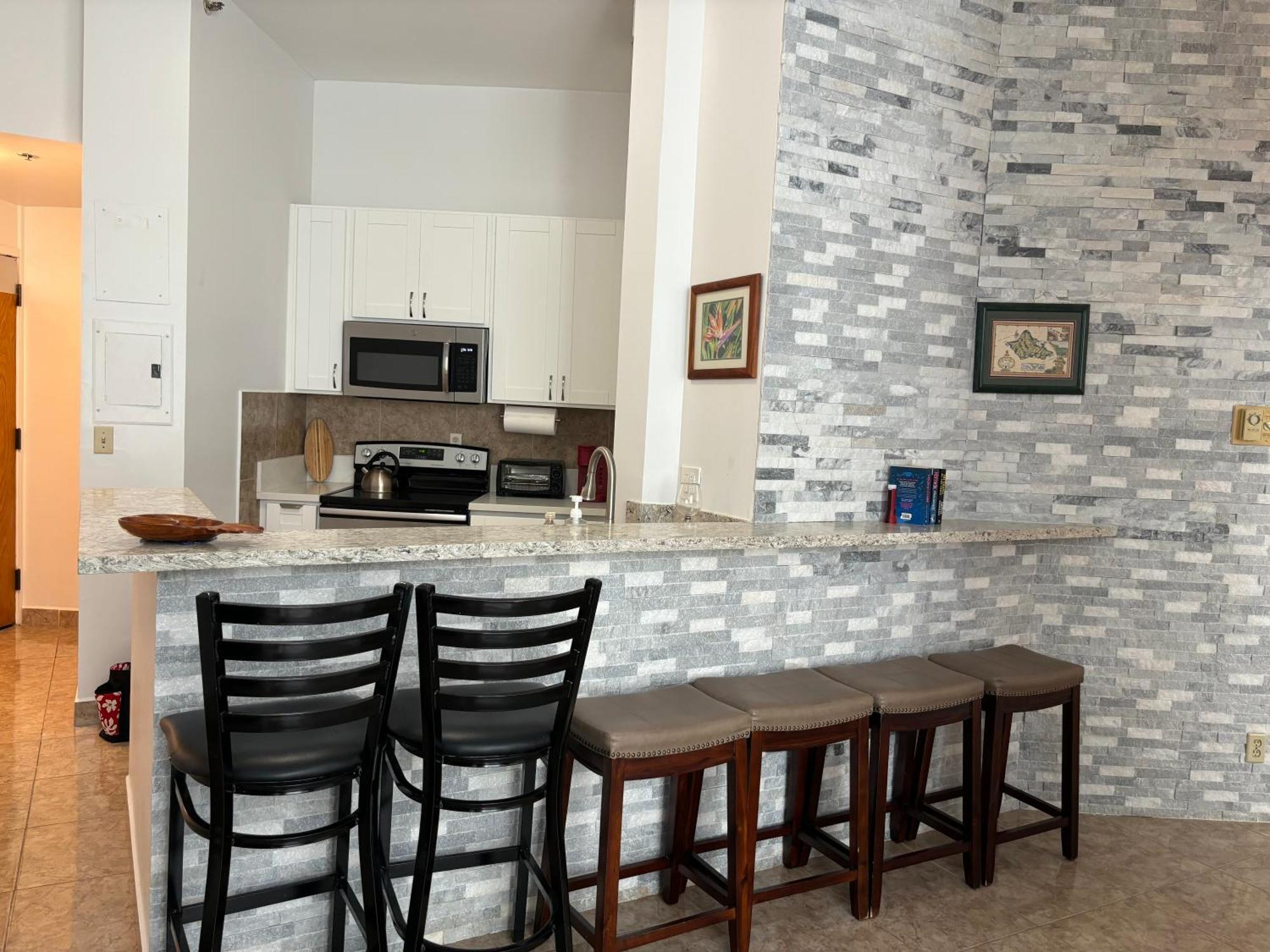 2Br Downtown High Ceiling Free Parking And Wifi Apartment Хонолулу Екстериор снимка