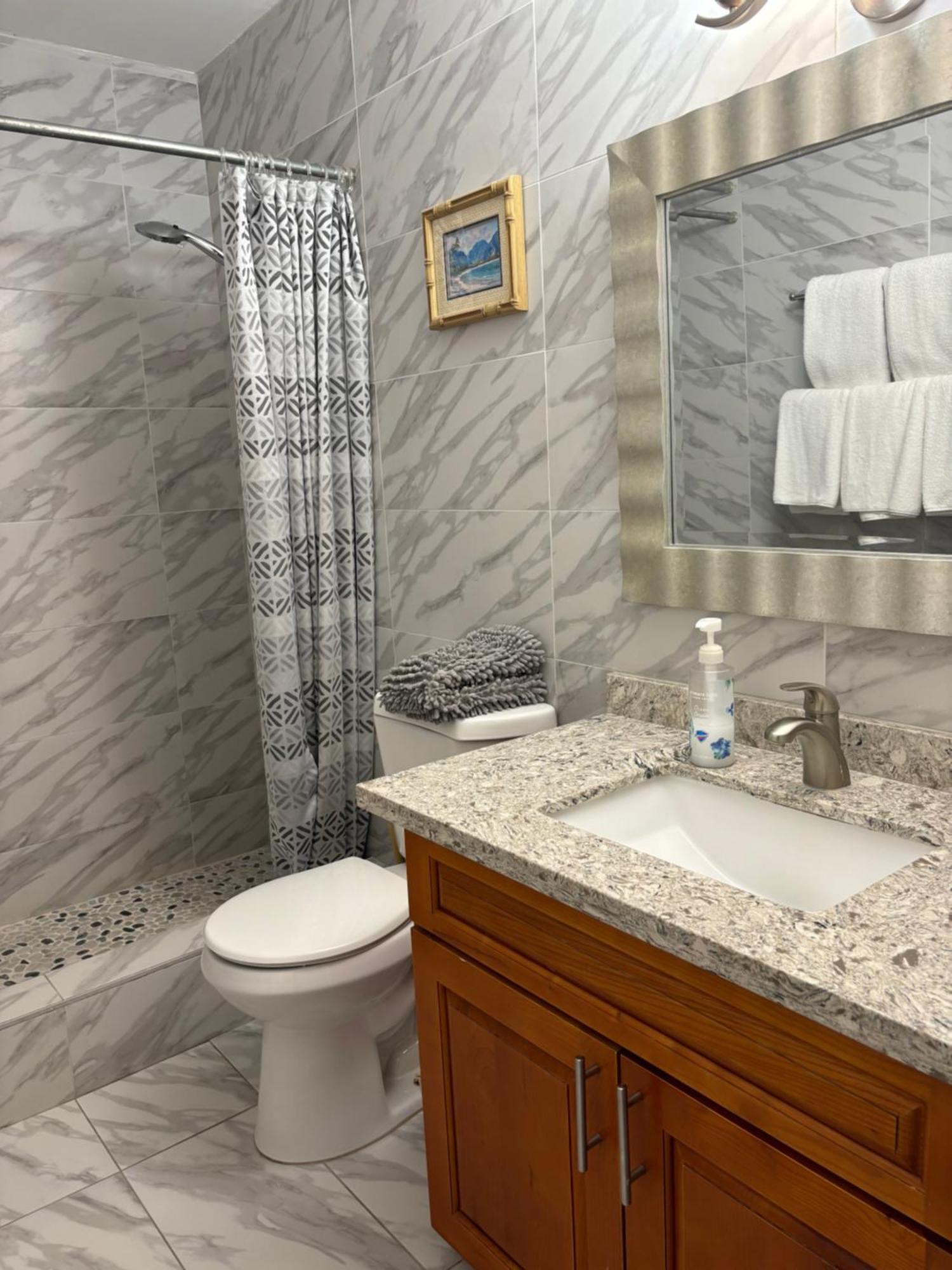 2Br Downtown High Ceiling Free Parking And Wifi Apartment Хонолулу Екстериор снимка